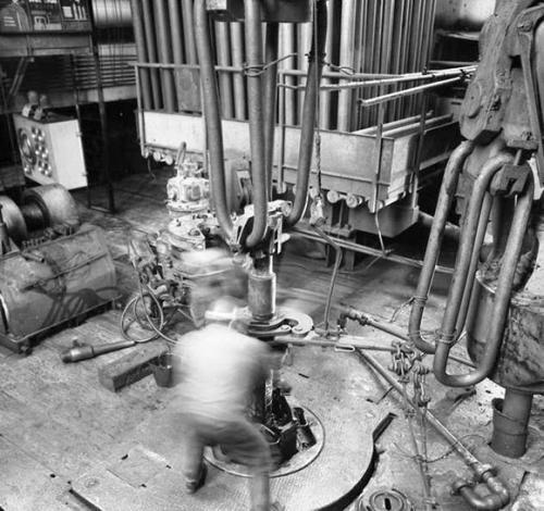 �����@��