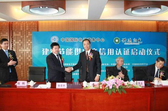 ������(ji��)�ܹ���(y��ng)�������J�C���Ӄxʽ