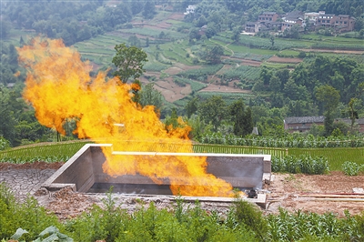 ��ʯ��Ԫ�Κ��￱̽�٫@���f�����ך⾮