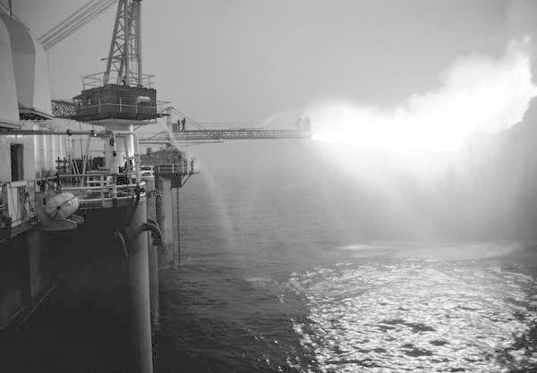 �(y��)�r��