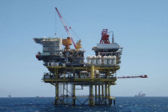 ����������